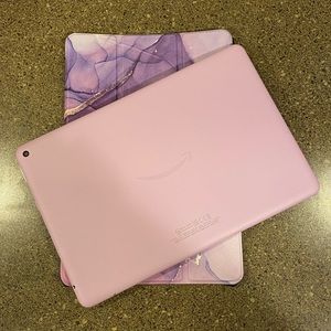 LIKE NEW AMAZON FIRE HD 10